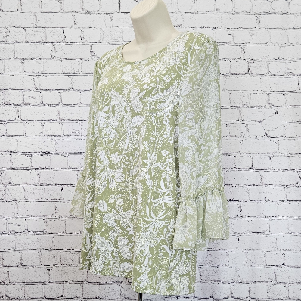 [NWT] Jm Collection Bell Sleeve Green Blouse - Picture 5 of 9